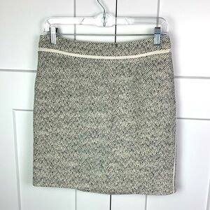 White House Black Market Size 2 Mini Straight Pencil Skirt houndstooth twee